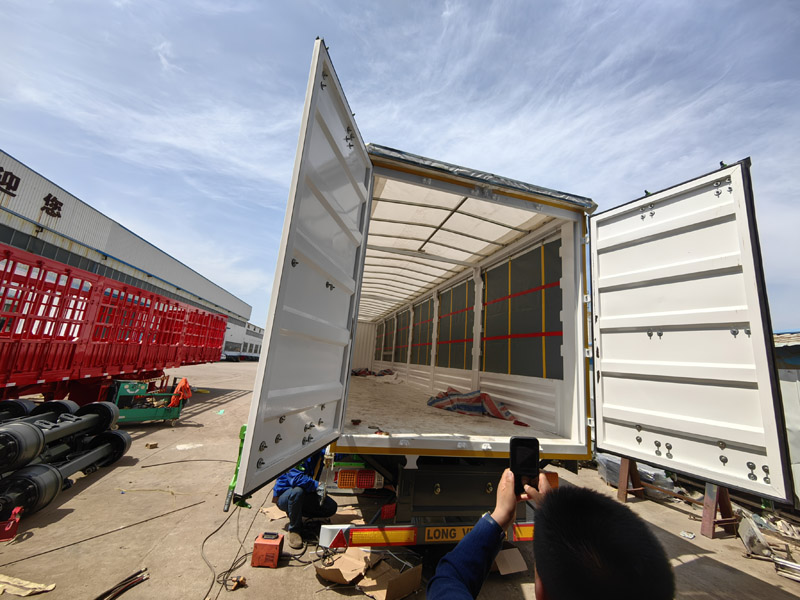 Curtain Side Container Semi-Trailers