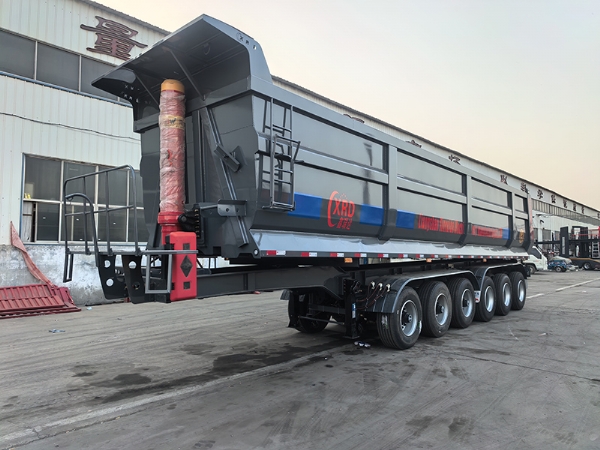 后翻式自卸半掛車