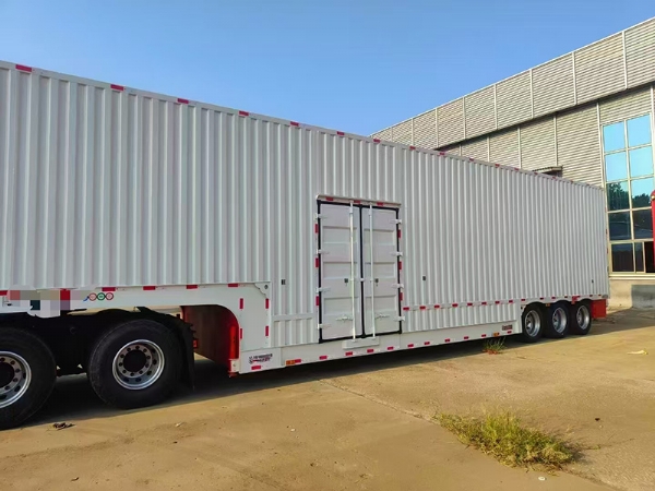 集裝箱半掛車(chē)